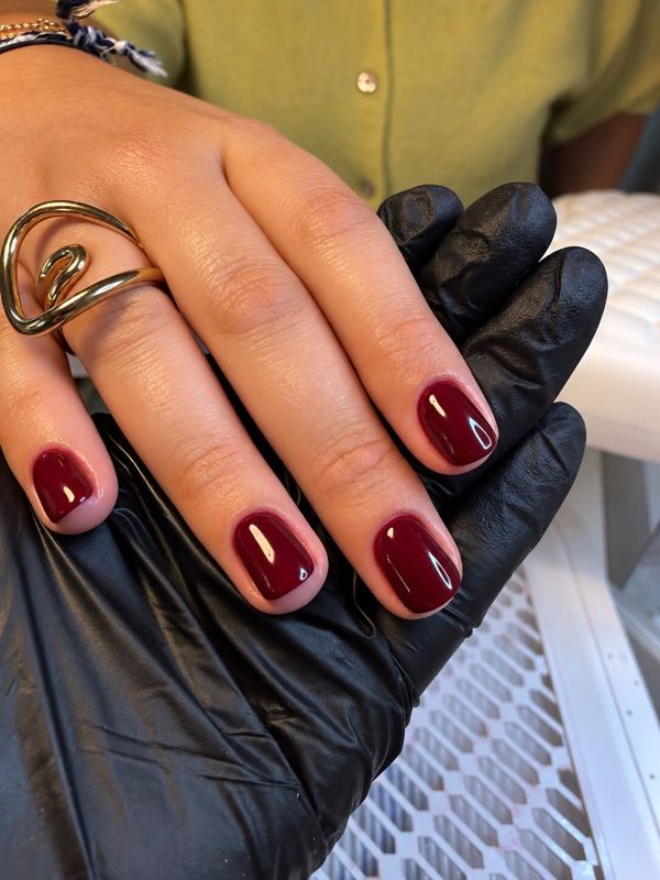 Semi-permanent bordeaux